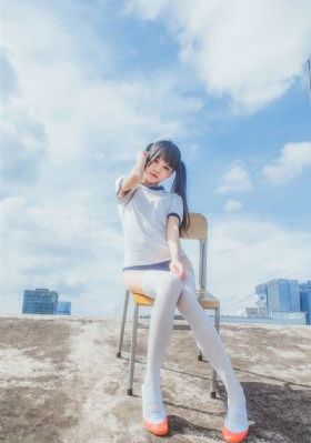 欧美情趣内衣内裤视频_剧情片高清完整版播放